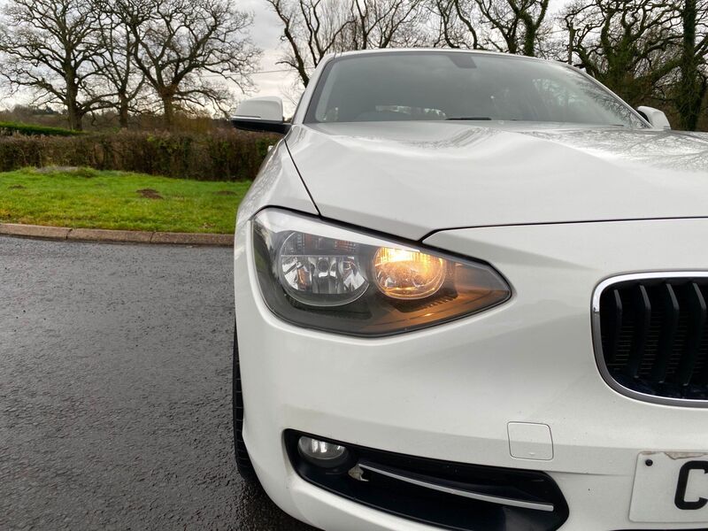 BMW 1 SERIES