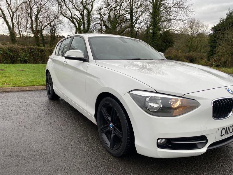 BMW 1 SERIES